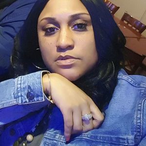 Meet your Posher, Camiseha